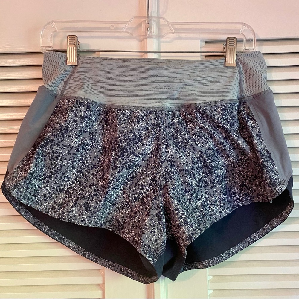 Outdoor voices The Exercise 2.5" Short, size M/8